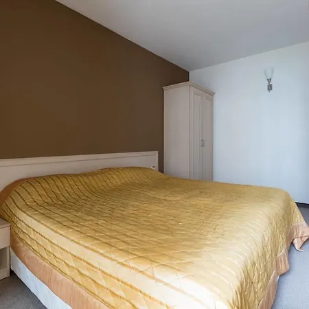 ★apartment W Kitchen&balcony Pool View ★qw★ 阳光海滩