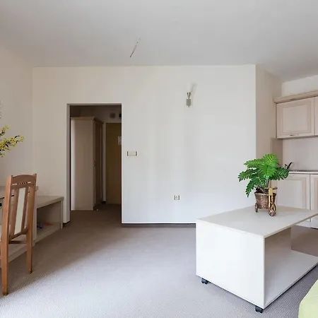 ★apartment W Kitchen&balcony Pool View ★qw★ * 阳光海滩